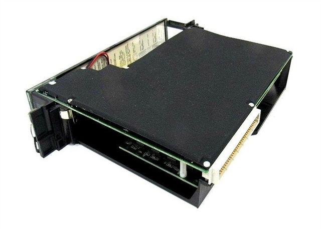 GE FANUC 90-70 SERIES IC697CPX782 PLC GE CENTRAL PROCESSOR