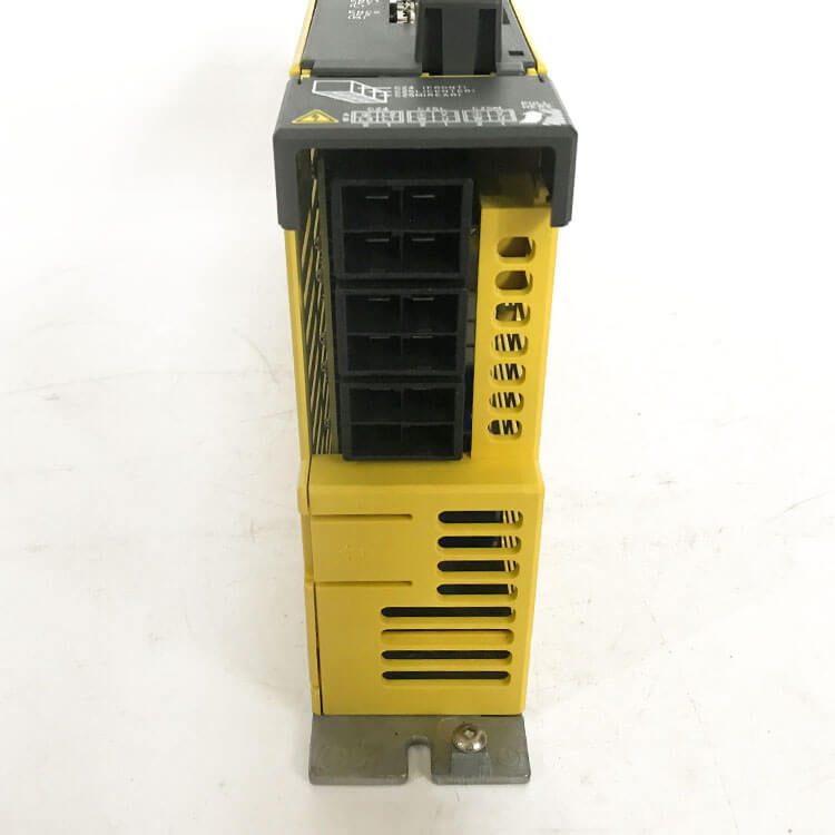 Fanuc Servo Amplifier Drive Module A06B-6136-H201