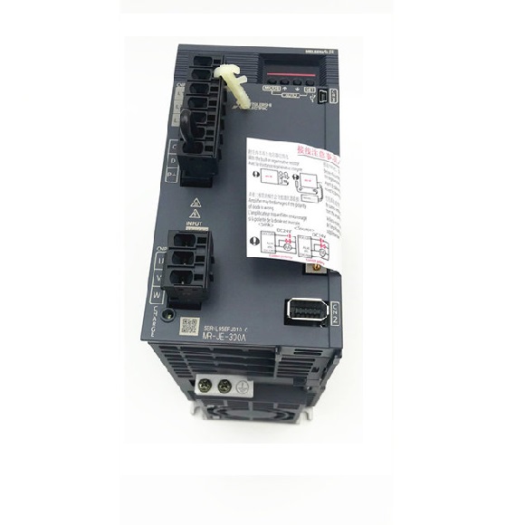 Servoaccionament Mitsubishi MR-JE 3KW MR-JE-300A