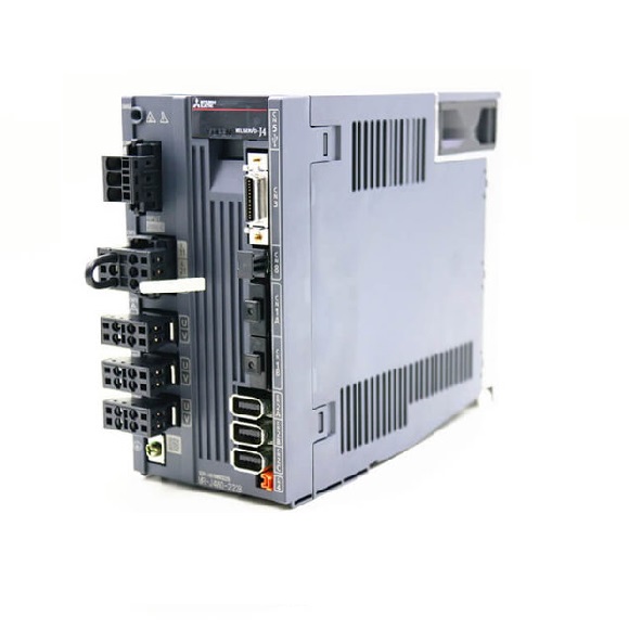 Mitsubishi MELSERVO-J4 servo pojačalo s pogonom 200W MR-J4W3-222B