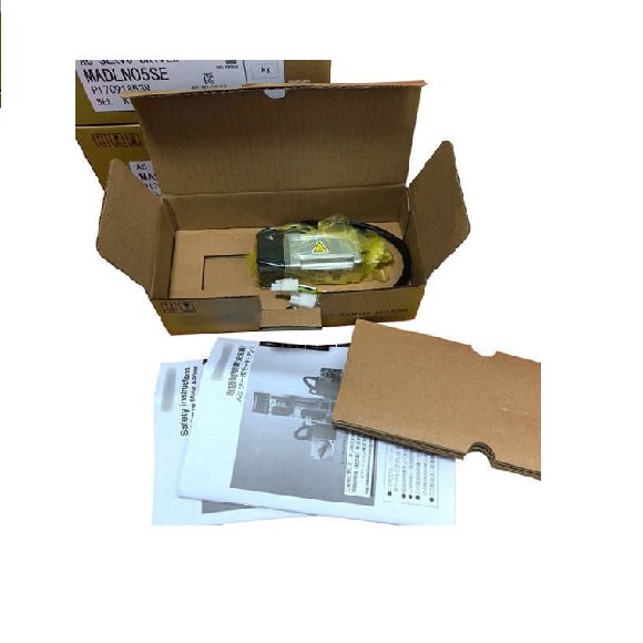Tiománaí Servo Panasonic Minas A6 50W Madlt05SF