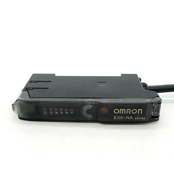 Omron Fiber Amplifier Unit E3X-HD Sensor